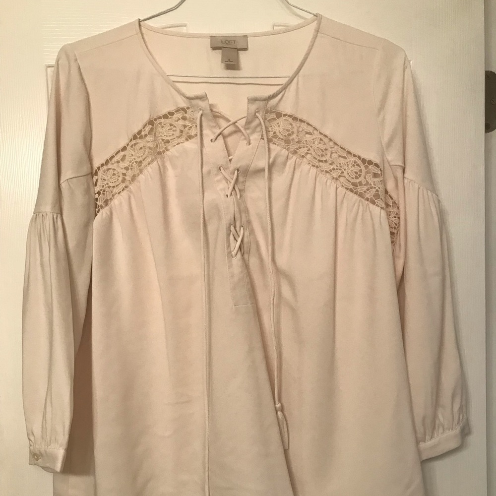 Flowy LOFT Blouse